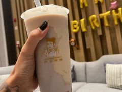 霸气厚芋泥波波奶茶-沪上阿姨·精选茶饮(融创公馆店)