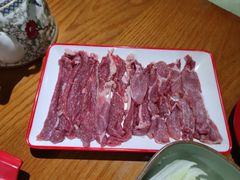 鲜切羊肉-三太子地摊烧烤·小龙虾(北蔡店)