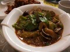 茄子粉条炖蚬子-惠宾楼老菜馆