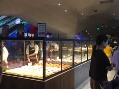 面包甜点陈列柜-LELECHA乐乐茶(上海五角场万达广场店)