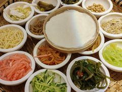 -包整·丝娃娃(一览甲秀楼风景店)