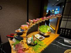 -山川小町·极番烧肉(新地假日广场店)