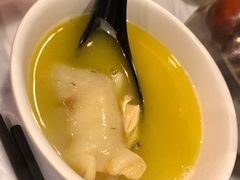 -鲜入围煮花胶鸡海鲜火锅