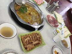 -乙丙丁正宗昭通天麻火腿鸡(总店)