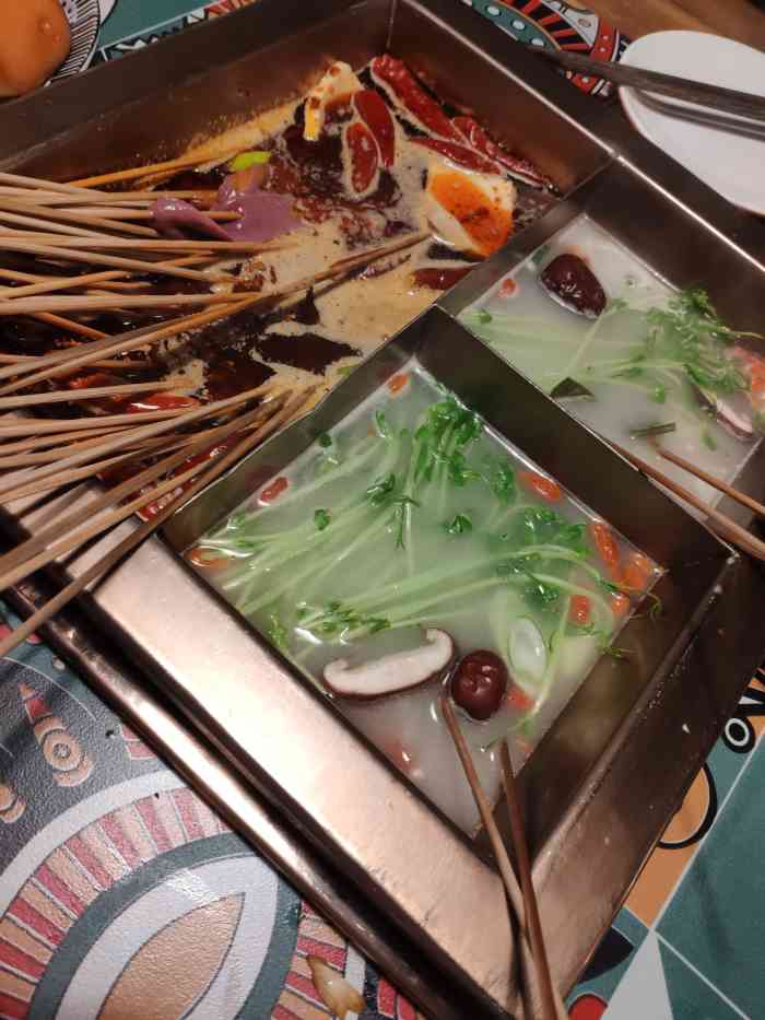 食记串串香老成都-"食记串串香啊～～凌水路上,理工大学附近.