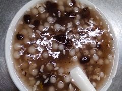 -芳婆糕团店(王府大街店)