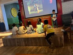 -JINNS锦时 steak&pizza(浸信会礼拜堂旧址店)