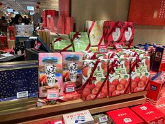 -七鲜超市(瑞虹天地太阳宫店)