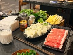 -老酉火锅(阳明古镇店)