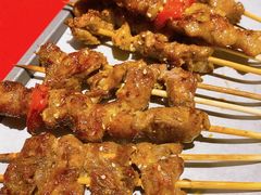 -龙巢盱眙龙虾·牛蛙·烧烤宵夜(八卦岭店)