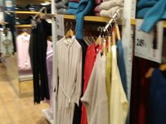 -优衣库(广州恒宝广场店)