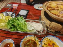 -沙胆彪炭炉牛杂煲(上海日月光广场店)