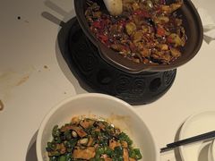 -味上湘菜馆(河马店)