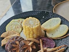-雾山韩式烤肉·海南糟粕&椰子鸡火锅·海景餐厅(三亚绿发山海天JW万豪酒店)