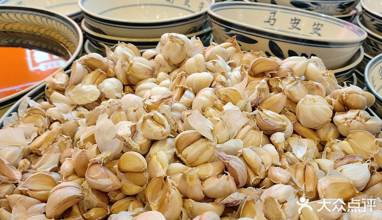 油泼面配咖啡☕简直聊咋咧！！