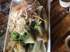 -阿婆情腊排骨火锅(金虹路店)