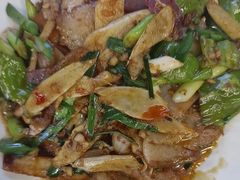 -洪霞餐馆·川菜·鲜货现炒(两江春城店)