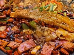 -鸣记脆皮烤鱼·海鲜烤鱼(三八广场店)