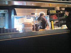-铭牛烧肉·和牛海鲜自助(高新月牙湖店)