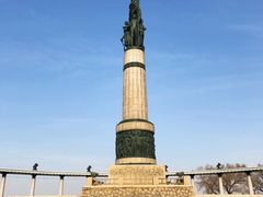 -人民防洪胜利纪念塔