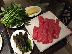 -小天鹅火锅·一线江景洪鼎旗舰店(洪崖洞店)