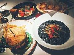 摩天汉堡-阿妮叶李(光谷世界城店)