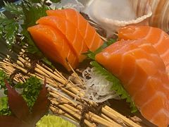 三文鱼刺身-山上下日本料理(万象城店)