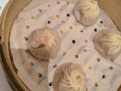 虾肉小笼包-知味观(湖滨总店)