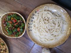 辣子肉拌面-清真海瑞琪麻辣烫(越秀店)