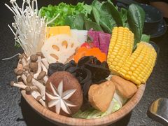 -湊湊火锅·茶憩(打浦桥日月光店)