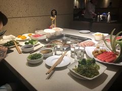 -海底捞火锅鲜切牛肉主题店(长寿路店)