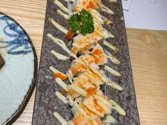 -枝魯枝魯自助料理