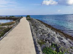 -Rizzan Sea Park Hotel Tancha Bay室内游泳池