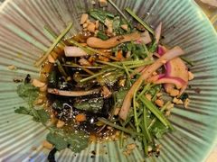 -莲餐厅·湖北菜·潜江小龙虾店(愚园路店)