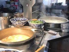 -陆元丰·兰州纯汤牛肉面(自强西路店)