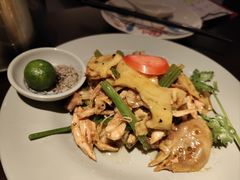 越式盐焗麻油鸡-大头虾越式风味餐厅(光明广场店)
