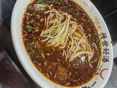 -牛一嘴·兰州牛肉面·大盘鸡(财富中心店)