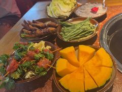 -赵美丽·重庆社区火锅·直营店(火车东站·中豪国际店)