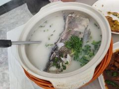 -天乐农家鱼头王(天目湖店)