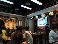 -黑白电视长沙小吃(美林M·LIVE天地东座店)