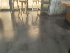 -星巴克(深圳新沙天虹店)