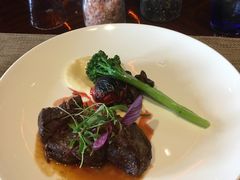 炭烤澳洲牛排配季节时蔬-YUE·6·西式融合餐厅(外滩六号店)
