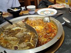 -沸炉重庆老火锅(军事博物馆店)