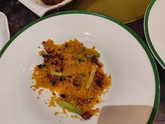 -沁香庭中餐厅·川粤菜(重庆高新假日酒店)