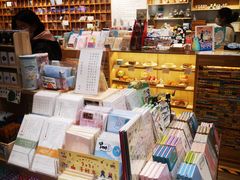 -猫的天空之城概念书店(印象城购物中心店)