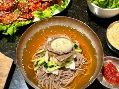 -木槿花韩式炭烤·熟成肉工坊(孙文东路店)