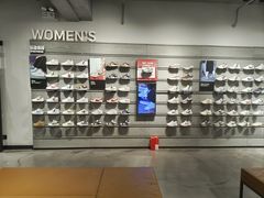 -NIKE品牌体验店(南京东路店)