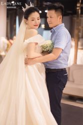 -Lady  Jane高端婚纱礼服馆
