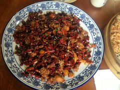 -黄桷树曹家私房菜(江与城店)