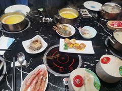 -淡尾·海鲜自助概念餐厅(虹桥南丰城店)